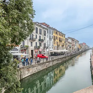la-corte-dei-navigli.italymilanhotels.net/