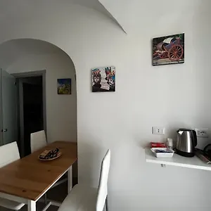 Appartamento G House 100, Aeroporto di Catania Fontana Rossa